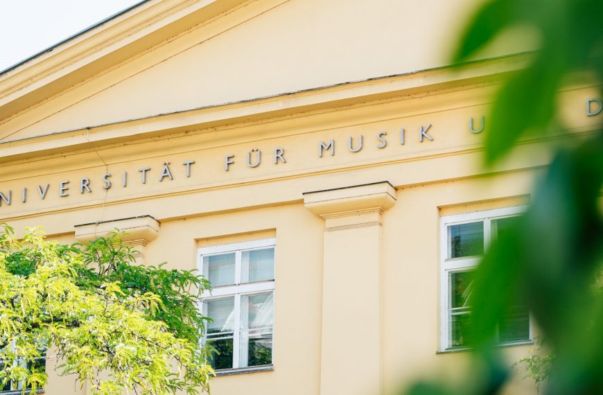 Facciata dell'università di musica di Vienna